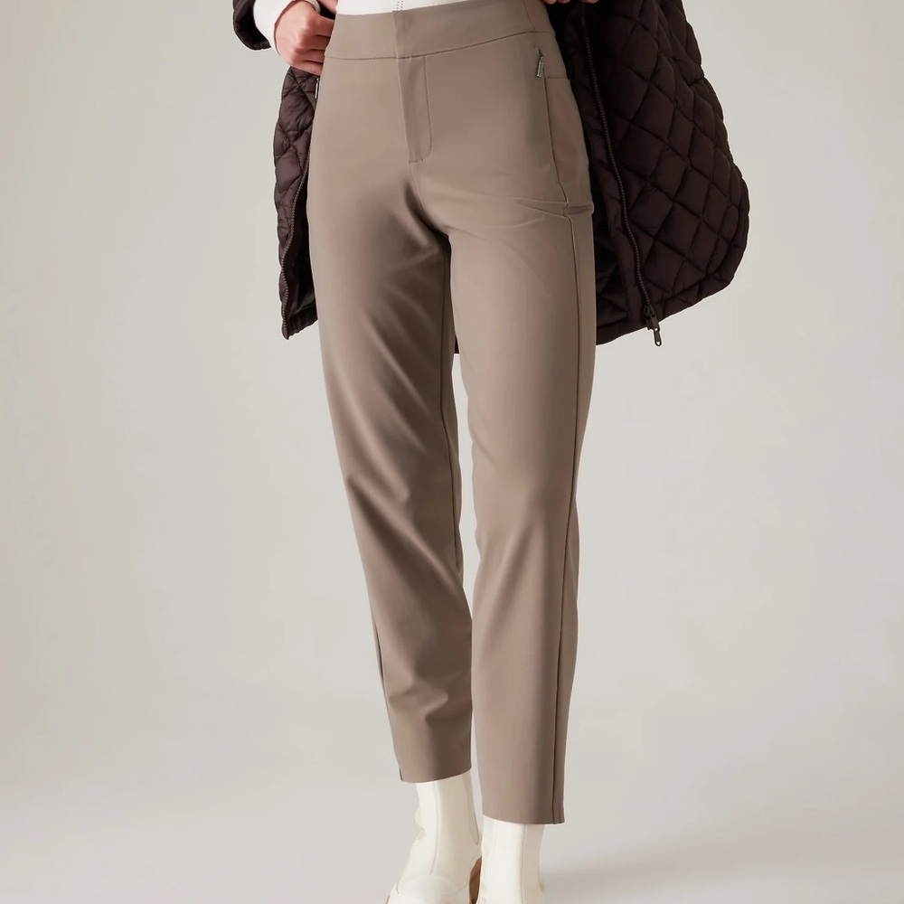 Athleta Women's Straight Leg Brown Pants